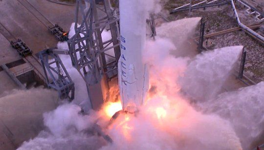 Αναβλήθηκε για ένα 24ωρο η εκτόξευση του Falcon-9