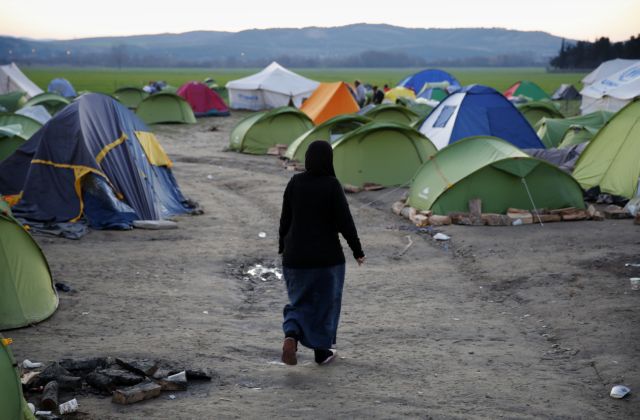 Αβραμόπουλος: Η ΕΕ έχει δέκα ημέρες, αλλιώς η Σένγκεν καταρρέει