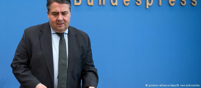 «Δεν θα αφήσουμε την Ελλάδα να πνιγεί στους πρόσφυγες»