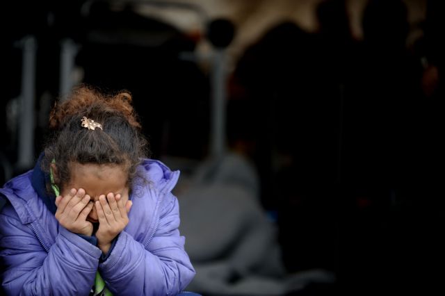 Εγκλωβισμένοι στη μεθόριο: Mαρτυρίες προσφύγων στην Ειδομένη