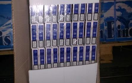 Συνελήφθη υψηλόβαθμος λιμενικός για εμπλοκή σε κύκλωμα λαθραίων