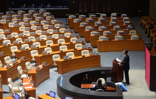Σεούλ: Οι βουλευτές της αντιπολίτευσης μιλούν ασταμάτητα εδώ και πέντε ημέρες