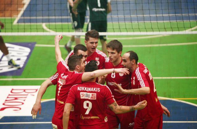 Ο Ολυμπιακός νίκησε τον ΠΑΟ και στους άντρες