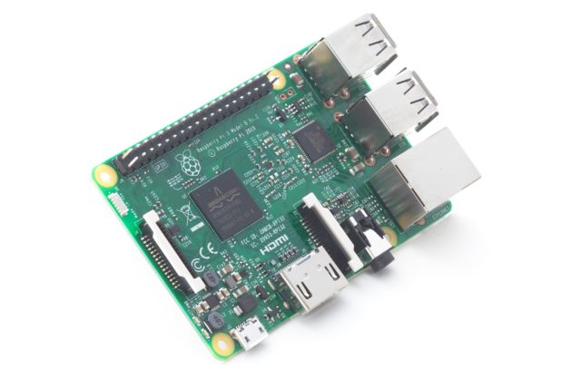 Με το δικτυωμένο Raspberry Pi 3, τα τέταρτα γενέθλα του Raspberry Pi