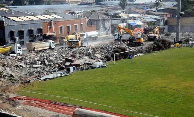 Γκρέμισαν την ιστορική έδρα του Πανιωνίου στη Σμύρνη