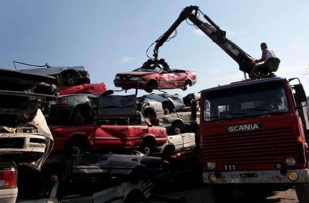 Υπογράφηκε τροπολογία για παράταση της απόσυρσης ΙΧ έως 31 Μαΐου