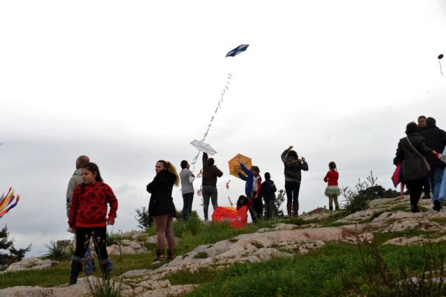 Η βροχή ακύρωσε τις μουσικές εκδηλώσεις στον λόφο του Φιλοπάππου