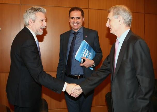 Η ΕΠΟ προσφεύγει στο ΣτΕ κατά Κοντονή με άδεια των δικηγόρων