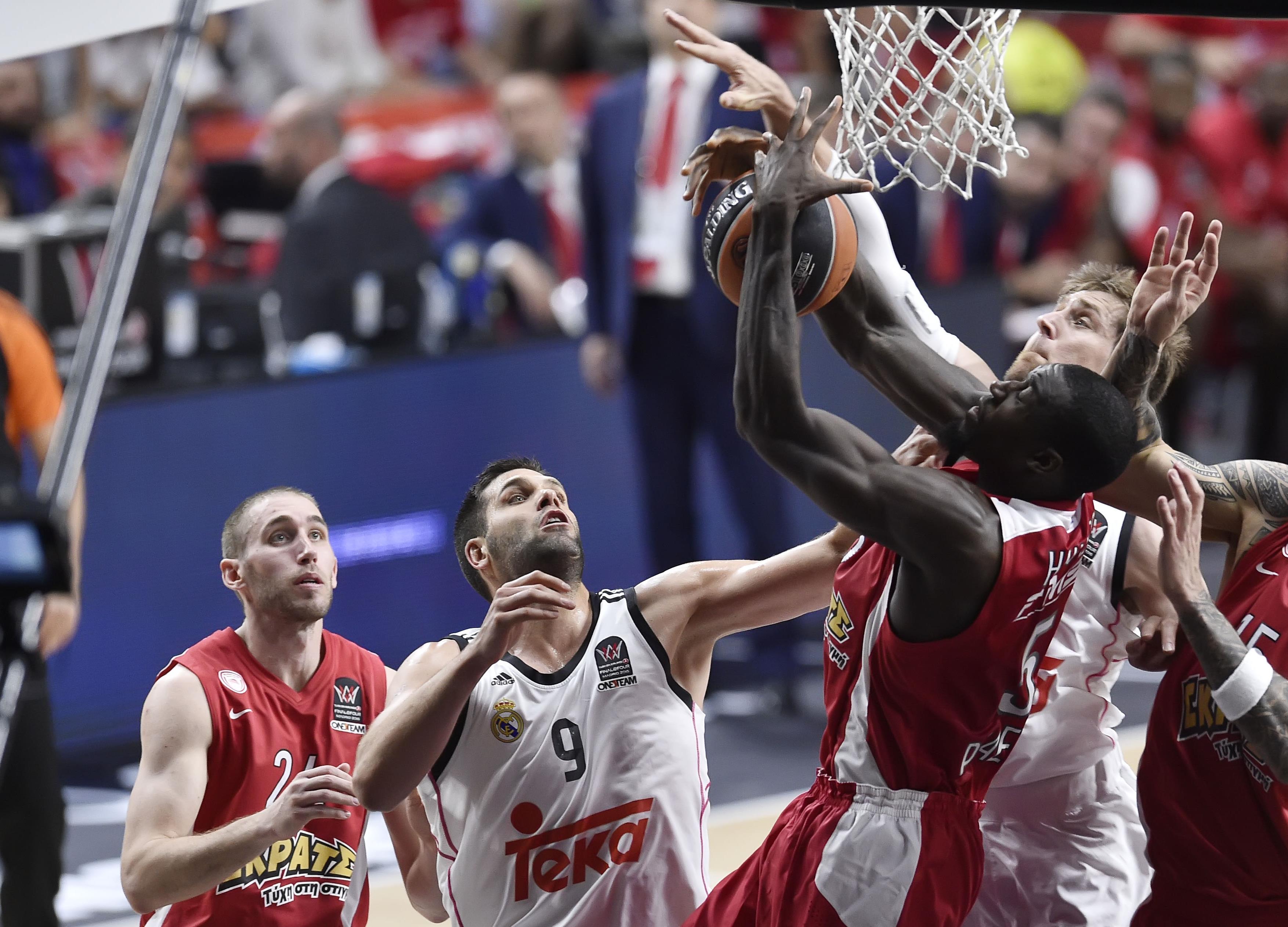 «Καθαρές» οι εξετάσεις του Χάντερ, επιστρέφει ο Λοτζέσκι