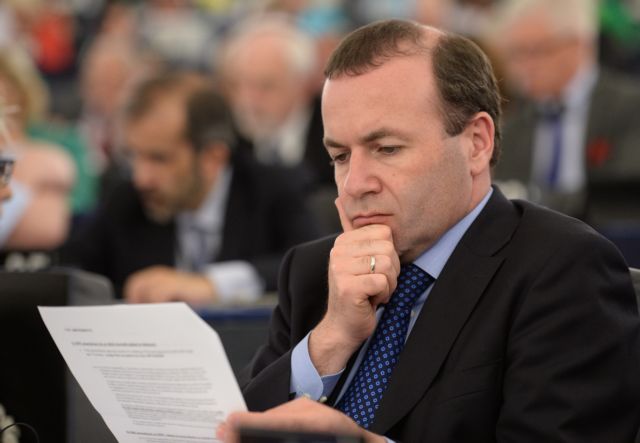 Μ.Βέμπερ: Η προσφυγική κρίση να μην συνδέεται με τις μεταρρυθμίσεις