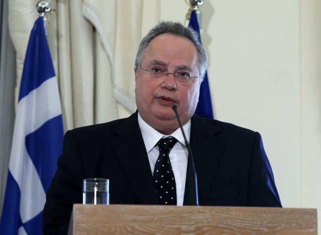 Κοτζιάς: Η Αυστρία κάνει «βρώμικο παιχνίδι», βοηθά όσους δε θέλουν τη Μέρκελ