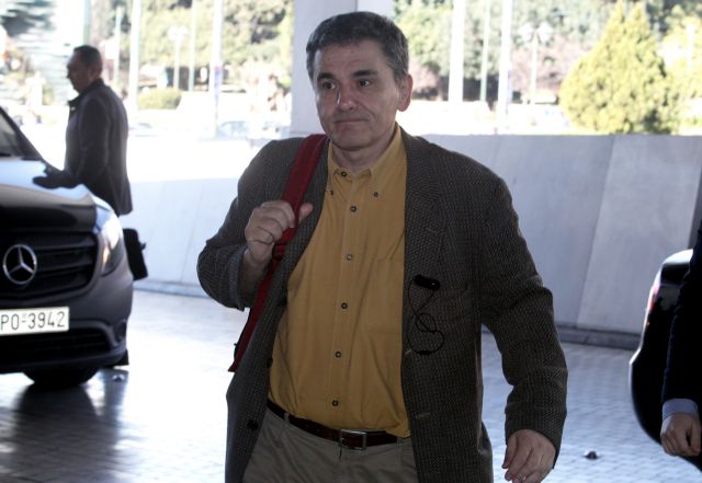 Χαμηλότερο αλλά σταθερό αφορολόγητο προτείνει το κουαρτέτο