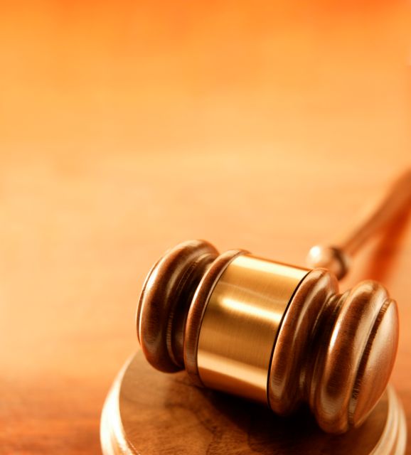 Ποινική δίωξη σε βάρος έξι προσώπων με την κατηγορία ότι «πουλούσαν» επιδοτήσεις