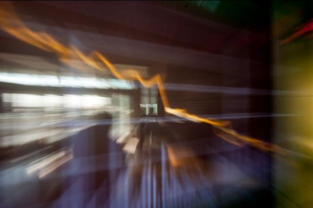 Βουτιά 3,29% στο Χρηματιστήριο την Παρασκευή