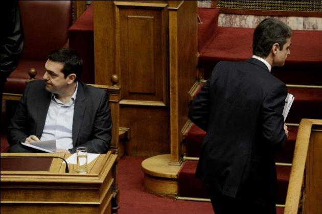 Μονομαχία Τσίπρα-Μητσοτάκη στη Βουλή