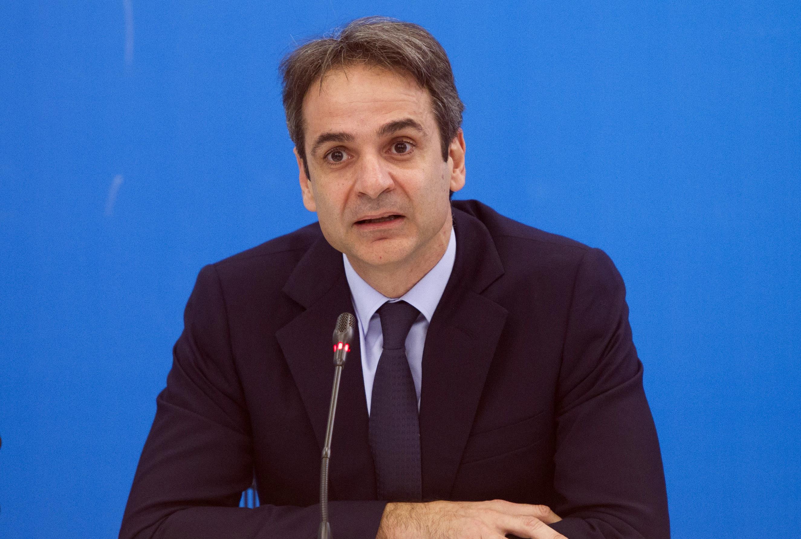 Μητσοτάκης: Ασυνεννοησία κυβέρνησης-περιφερειών για τους πρόσφυγες