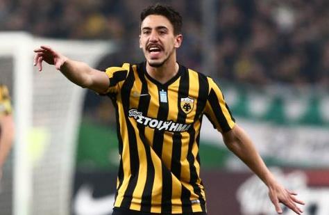 Η ΑΕΚ ανανεώνει με τον Αντρέ Σιμόες ως το 2019