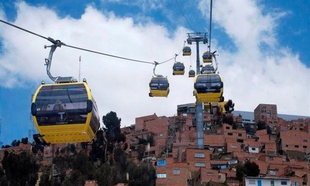 Το «μετρό του ουρανού» ταξιδεύει στη Βολιβία