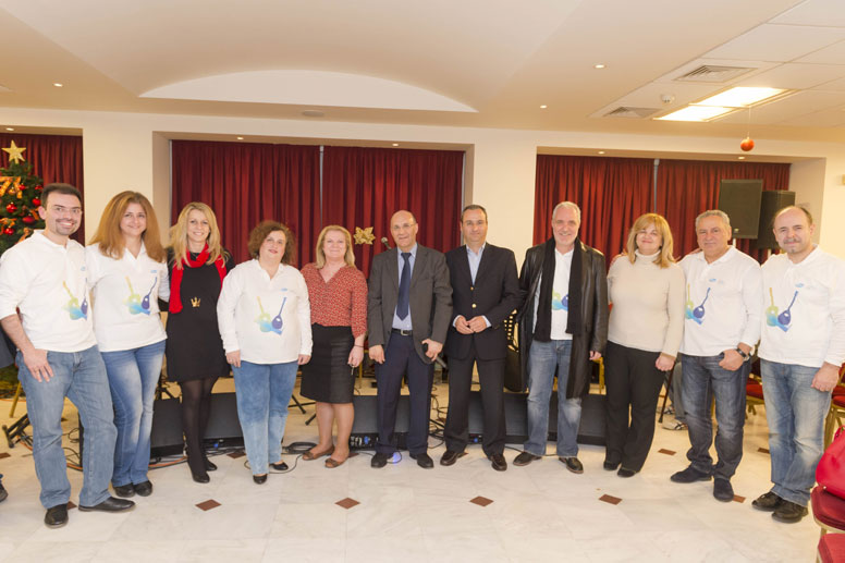 Pfizer Hellas: H ορχήστρα των εργαζομένων στο Γηροκομείο Πειραιά