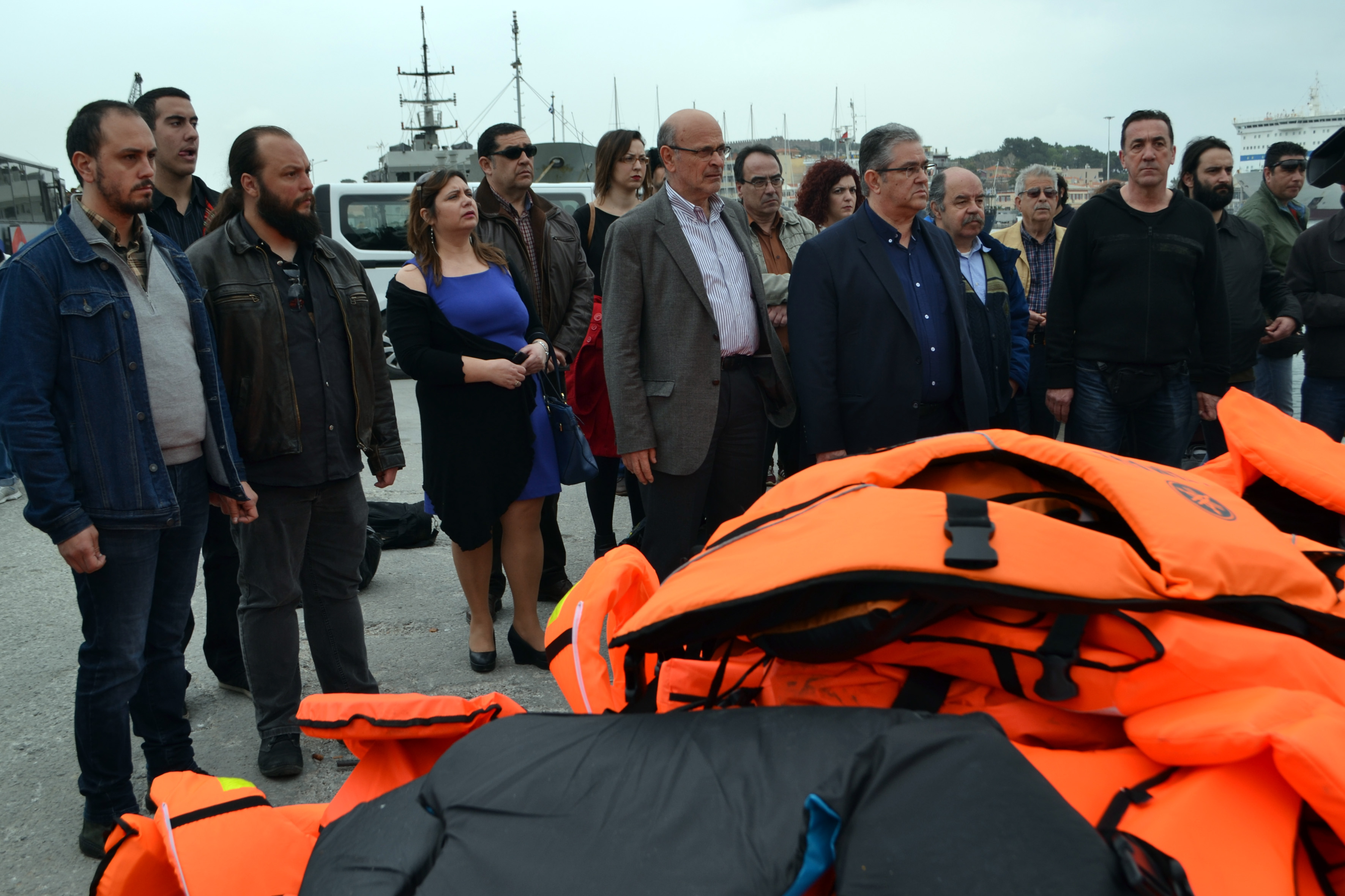 Κουτσούμπας: Οι πρόσφυγες να ταξιδεύουν από το Αιγαίο απευθείας στην ΕΕ