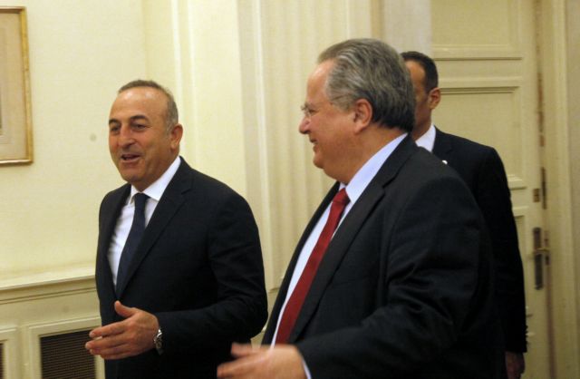 Το προσφυγικό δεν είναι διμερές ζήτημα, συμφώνησαν Κοτζιάς-Τσαβούσογλου