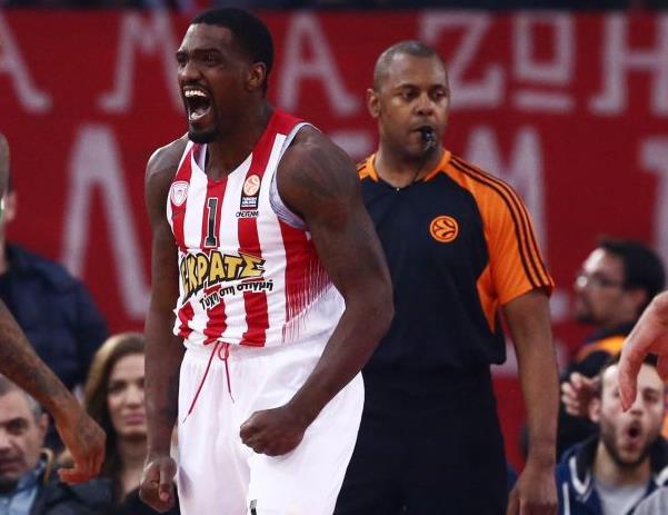 Στην κορυφή του TOP10 το κάρφωμα του Τζόνσον Όντομ