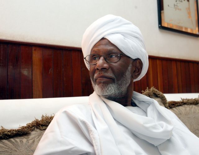 Σουδάν: Πέθανε ο Χάσαν αλ-Τουράμπι, ηγετικό στέλεχος της αντιπολίτευσης