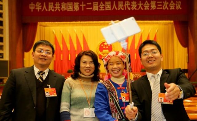Βγήκε… γραμμή από το ΚΚ Κίνας: Δουλειά, όχι selfie