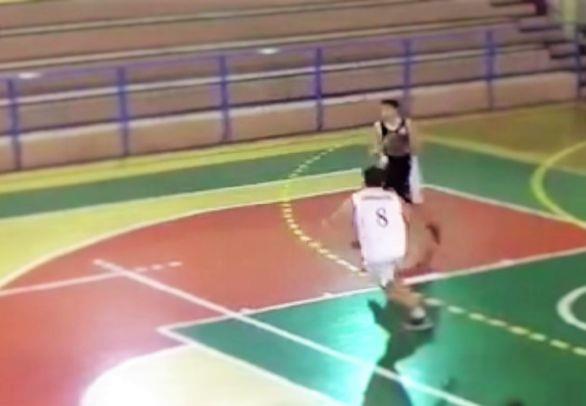 Έφηβος από τη Σάμο σκοράρει πιο μακριά από Κάρι και Γιουλ!