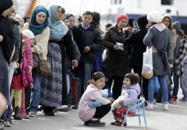 Στη Γαλλία 150 πρόσφυγες που πέρασαν από την Ελλάδα