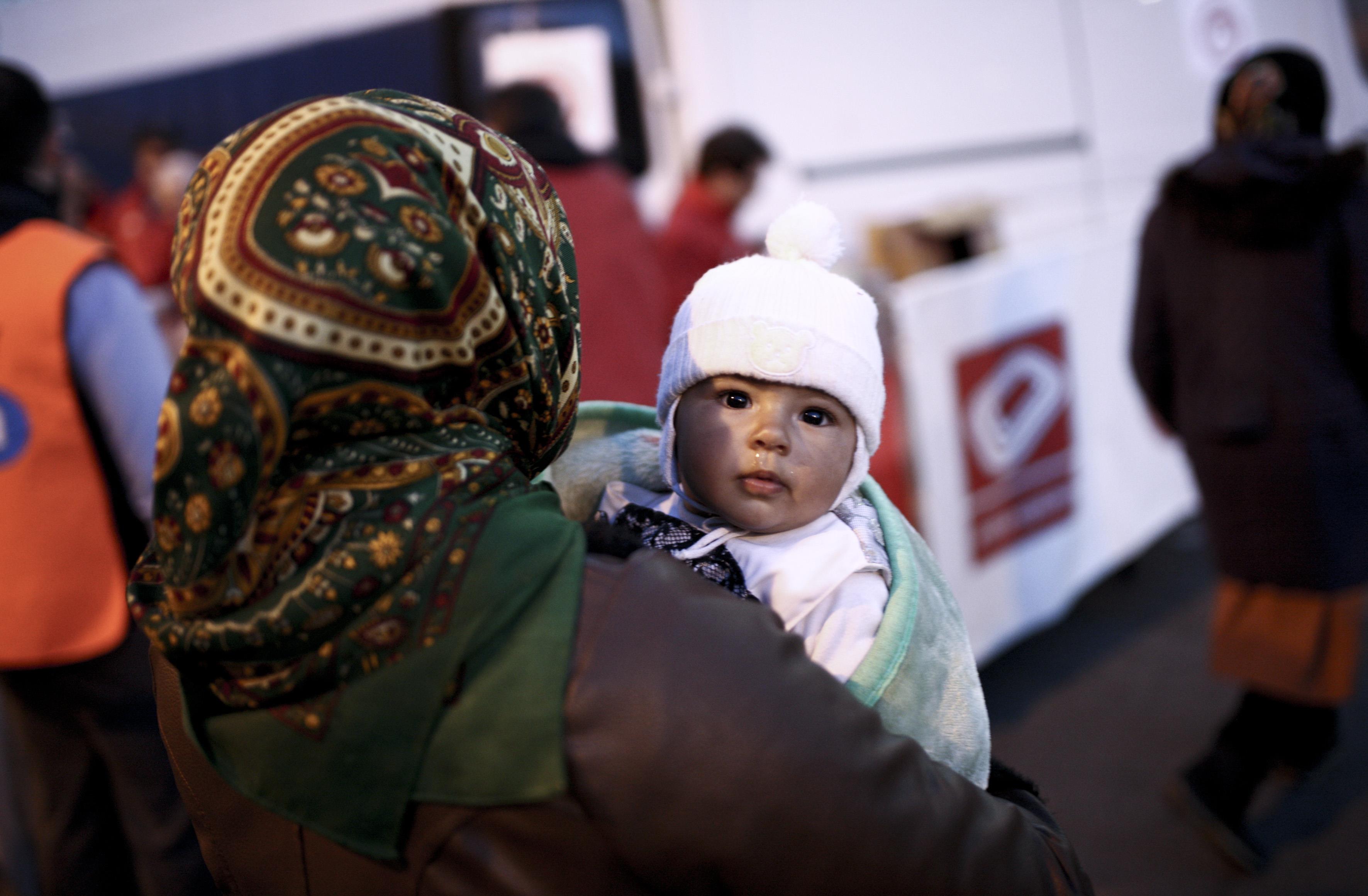 Μπασκόζος: Οι πρόσφυγες έχουν δικαίωμα πρόσβασης στις υπηρεσίες υγείας