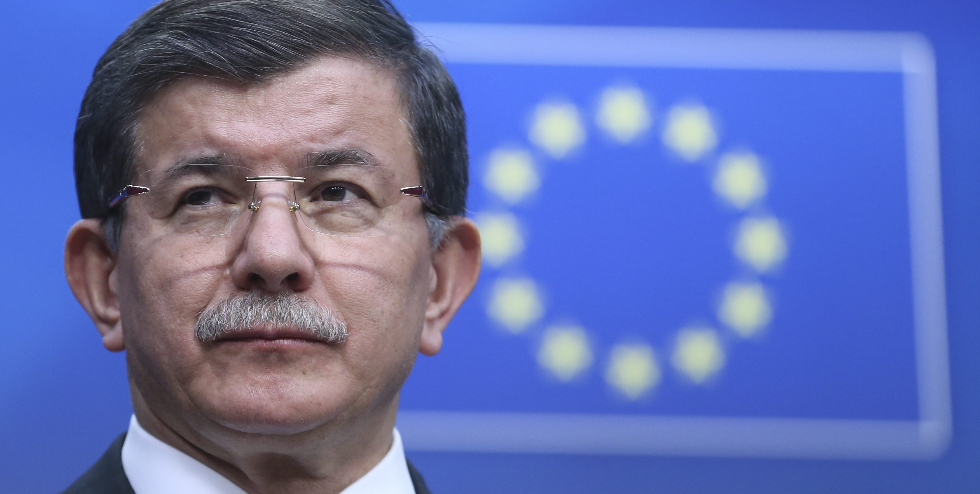 Νταβούτογλου: Η Τουρκία δεν παζαρεύει με την ΕΕ για τα λεφτά