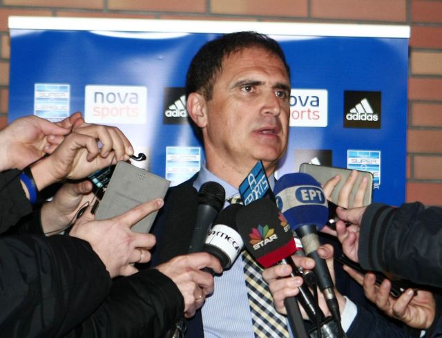 Εξαμελής επιτροπή σε Κοντονή, «απόλυση» Τούντορ από Σάββα