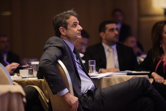 Αντιπαράθεση για το ταξίδι Τσίπρα στην Σμύρνη και «καρφί» Μητσοτάκη