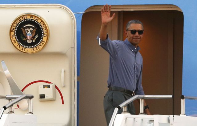 To Air Force One με τον Ομπάμα προσγειώνεται στην Αβάνα