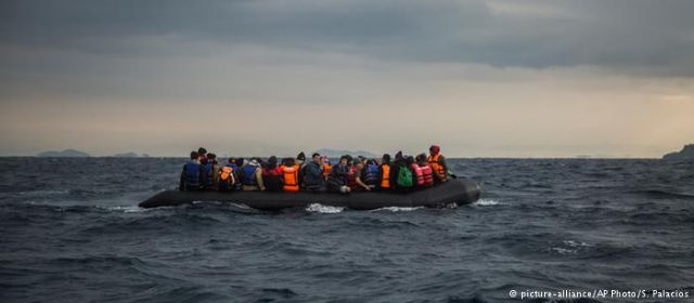 Κλείσιμο της «μεσογειακής οδού» ζητά ο Κούρτς