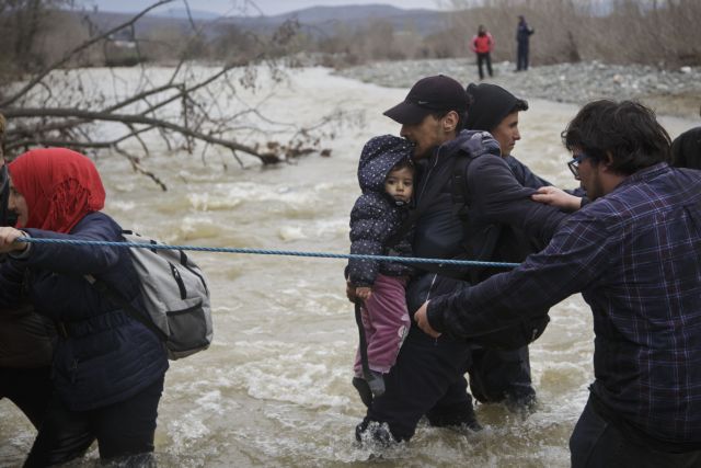 Ελεύθεροι φωτορεπορτέρ και μέλη ΜΚΟ που συνελήφθησαν στην ΠΓΔΜ
