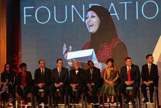 Βραβείο καλύτερης δασκάλας σε Παλαιστίνια που διδάσκει σε καταυλισμό