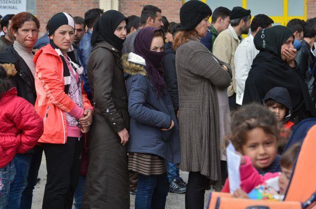 Νέα επεισόδια μεταξύ προσφύγων στον Πειραιά