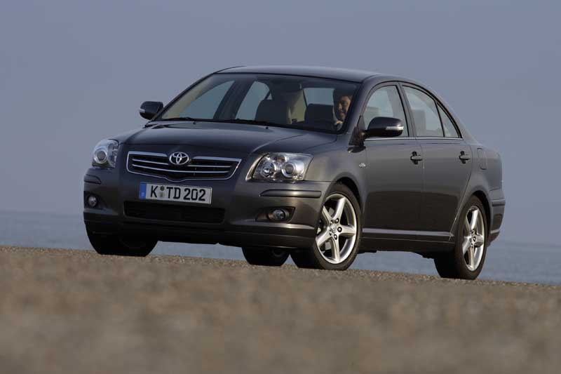 Ανακαλούνται 1.271 Toyota Avensis στην Ελλάδα