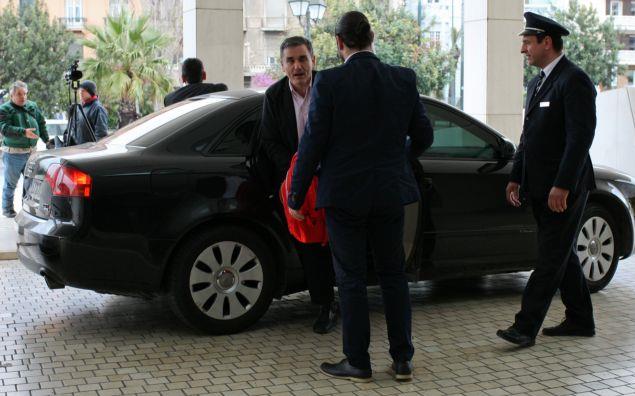 Νέα συνάντηση με τους θεσμούς για το δημοσιονομικό πλαίσιο