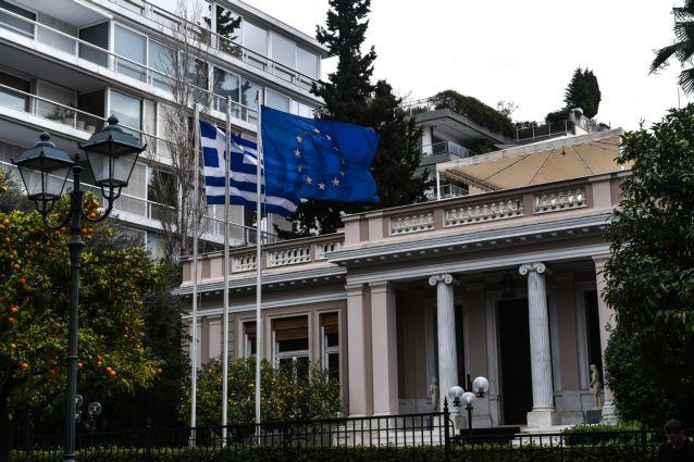 Κυβερνητικό Συμβούλιο υπό τον πρωθυπουργό για το προσφυγικό
