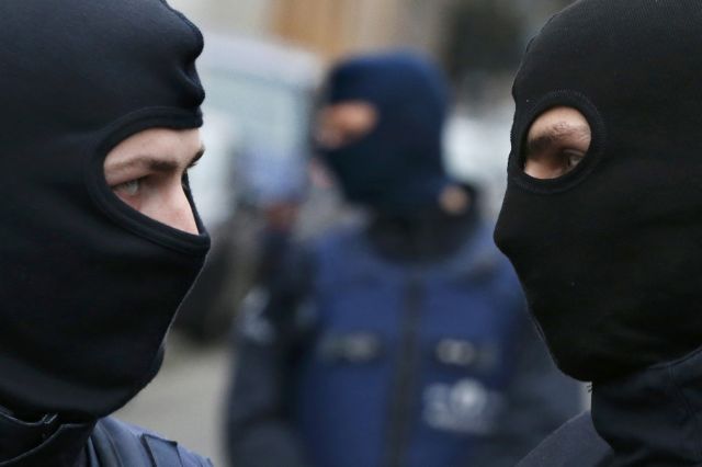 Στα χέρια των βελγικών Αρχών ο μακελάρης του Παρισιού, Αμπντεσλάμ