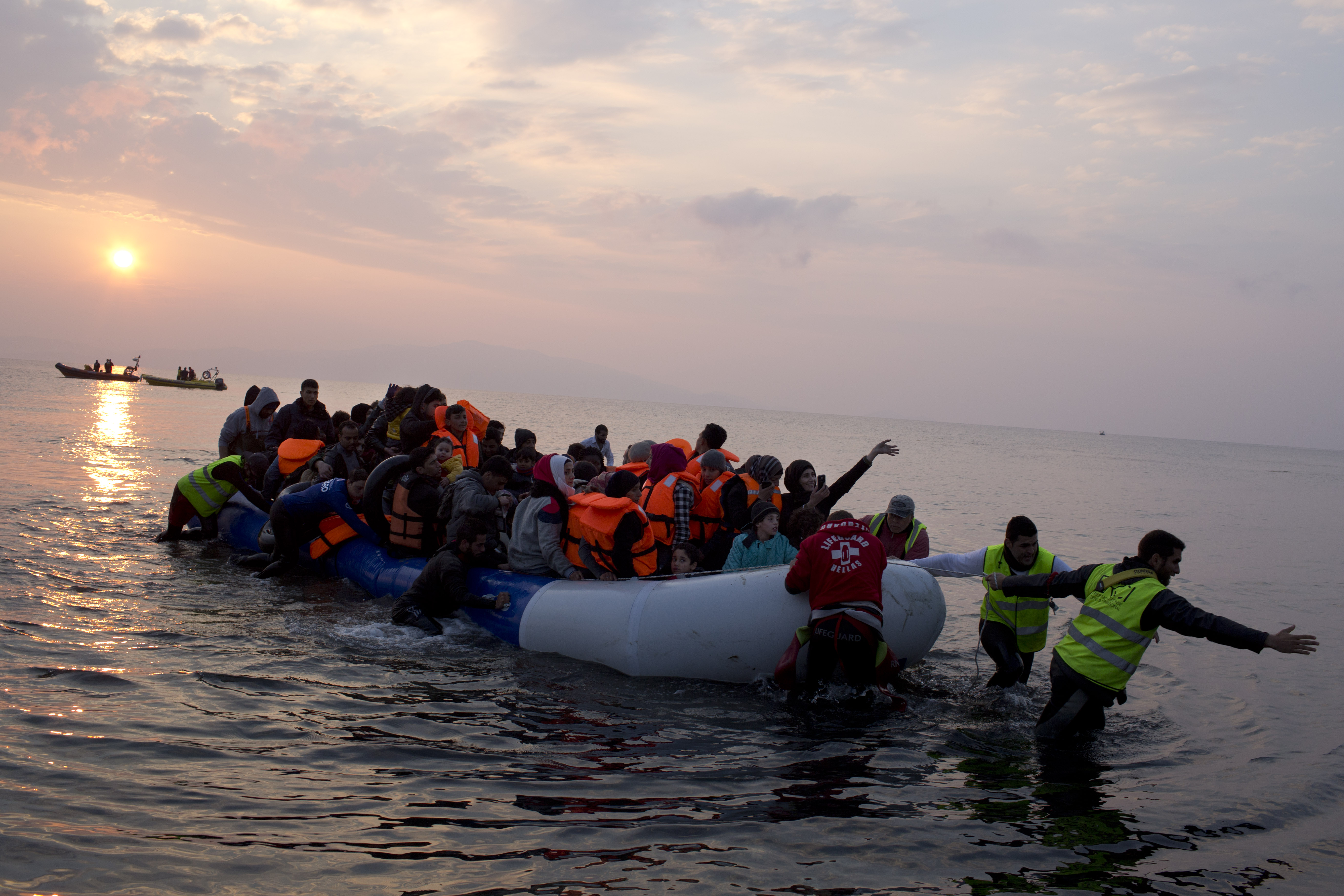 Με το «καλημέρα» της συμφωνίας οι Τούρκοι έστειλαν 875 πρόσφυγες