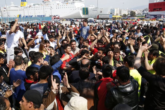 Και νέες αφίξεις προσφύγων στην Ελευσίνα