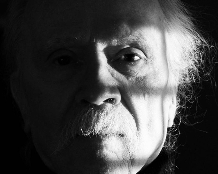 Ο «άρχοντας του τρόμου» Τζον Κάρπεντερ για πρώτη φορά στην Ελλάδα