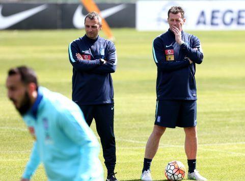 Σκίμπε: «Ασχημο να βλέπεις το EURO από την τηλεόραση»