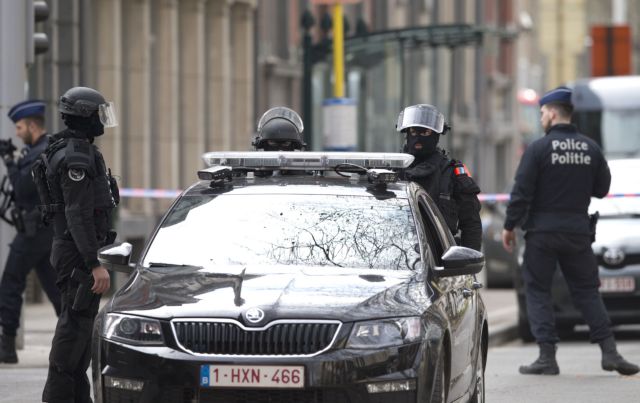 Επί ποδός η βελγική αστυνομία, φόβος για δράστες που ίσως διαφεύγουν