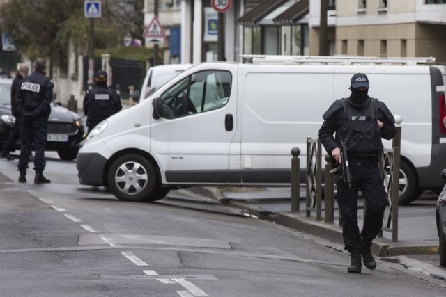 Βρυξέλλες: Απαγγελία κατηγοριών σε άλλα τρία άτομα – Στους 35 οι νεκροί
