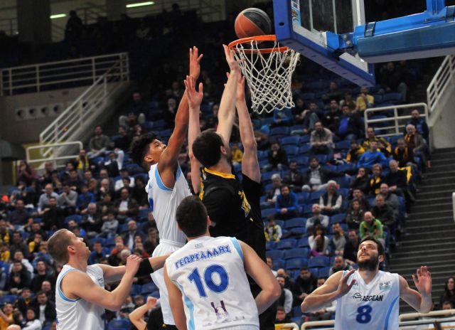 Εύκολο απόγευμα για την ΑΕΚ, 92-57 τον Κολοσσό